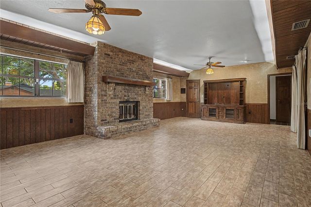 2160 LAURENCE DRIVE, Clearwater, FL 33764