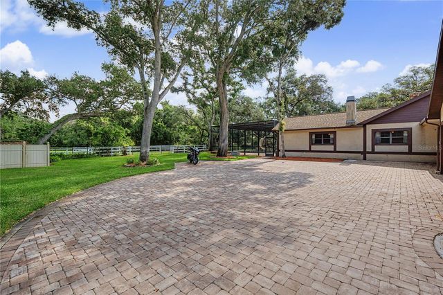 2160 LAURENCE DRIVE, Clearwater, FL 33764