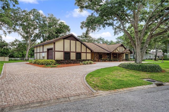 2160 LAURENCE DRIVE, Clearwater, FL 33764