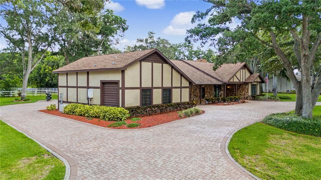 2160 LAURENCE DRIVE, Clearwater, FL 33764