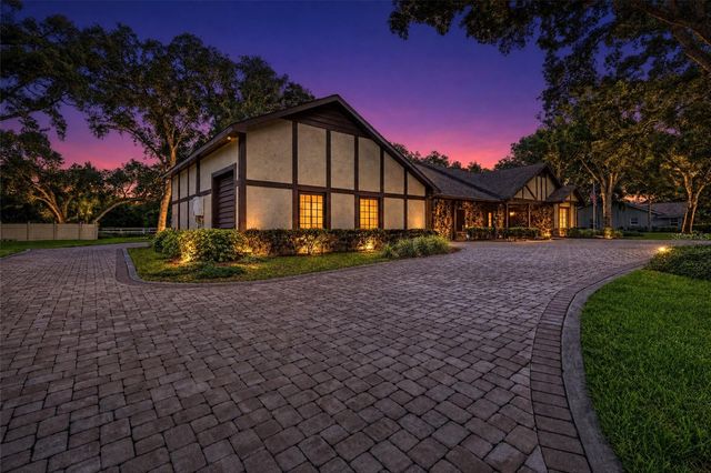 2160 LAURENCE DRIVE, Clearwater, FL 33764