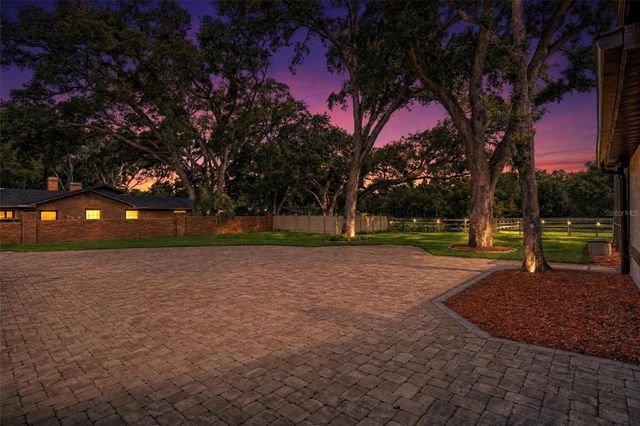 2160 LAURENCE DRIVE, Clearwater, FL 33764