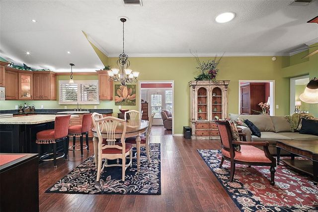 215 CHULA VISTA AVENUE, The Villages, FL 32159