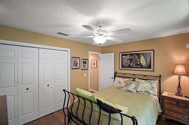 215 CHULA VISTA AVENUE, The Villages, FL 32159