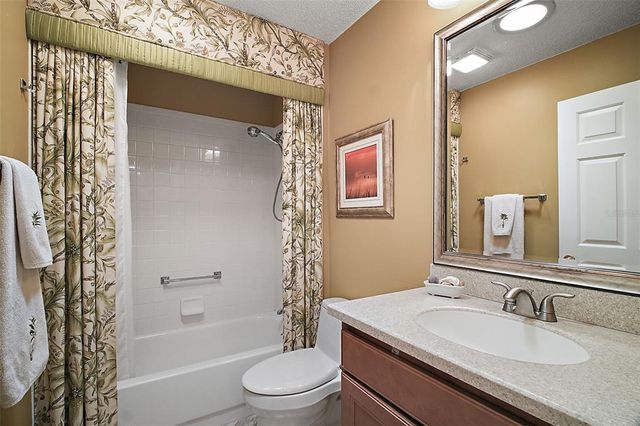 215 CHULA VISTA AVENUE, The Villages, FL 32159
