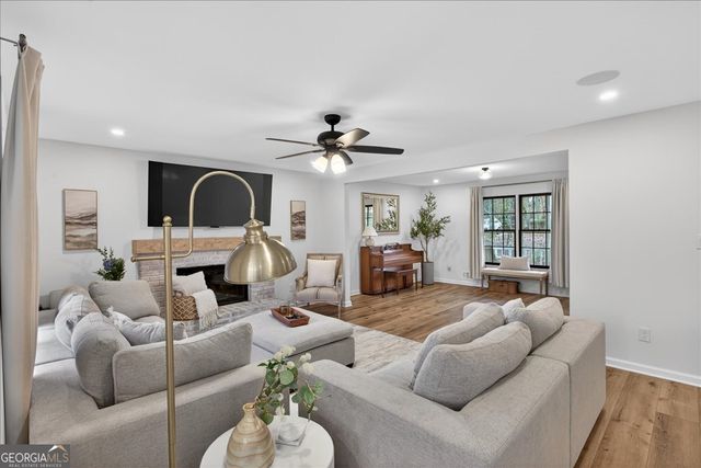 16145 Henderson Road, Milton, GA 30004