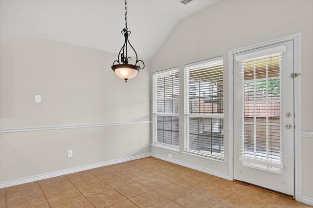 4502 Warbler Lane, Garland, TX 75043