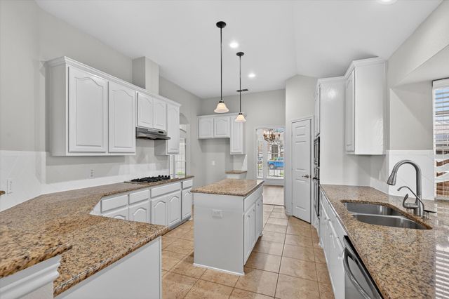 4502 Warbler Lane, Garland, TX 75043