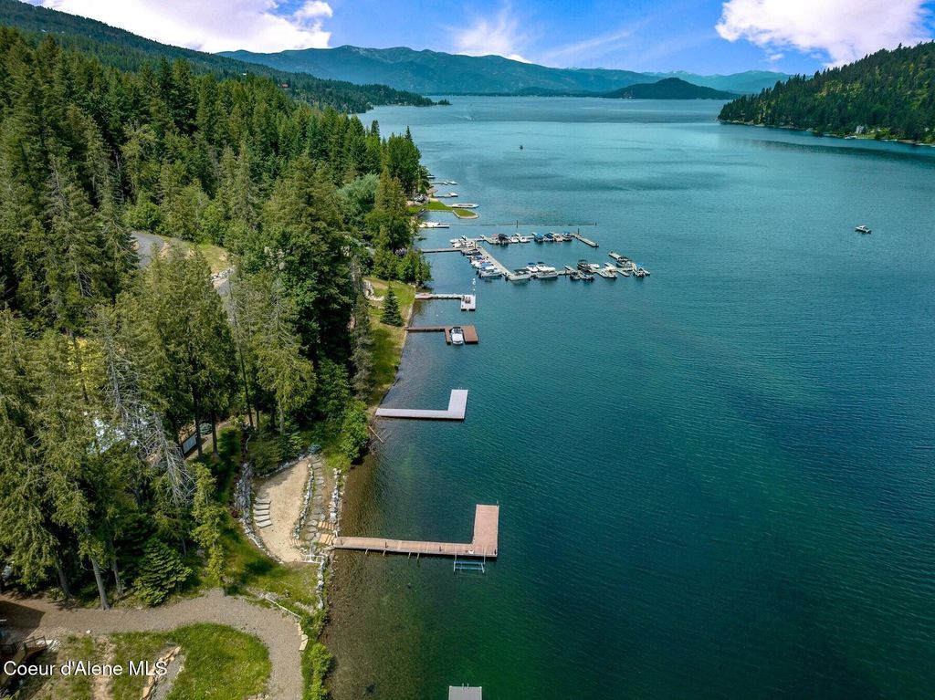 130 Cedar Shoals, Sagle, ID 83860 photo 2