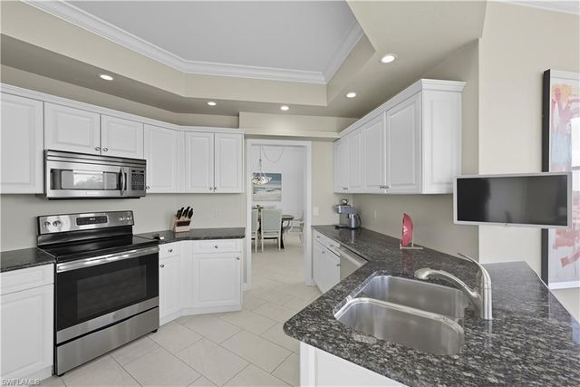 7040 Pelican Bay BLVD 401, Naples, FL 34108