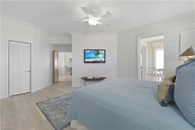 7040 Pelican Bay BLVD 401, Naples, FL 34108