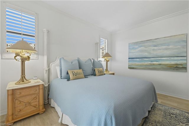 7040 Pelican Bay BLVD 401, Naples, FL 34108