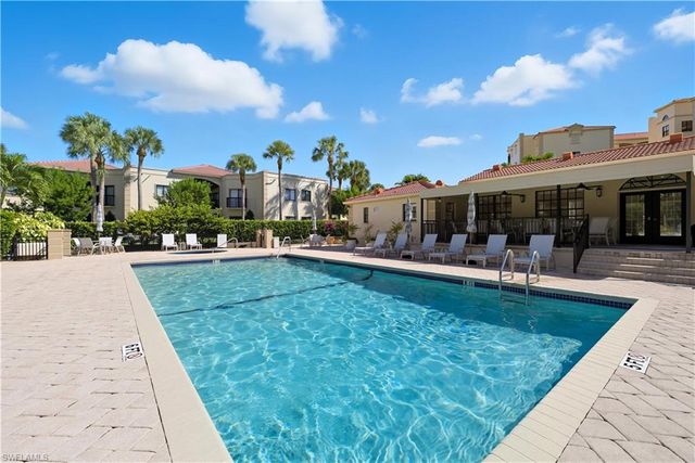 7040 Pelican Bay BLVD 401, Naples, FL 34108