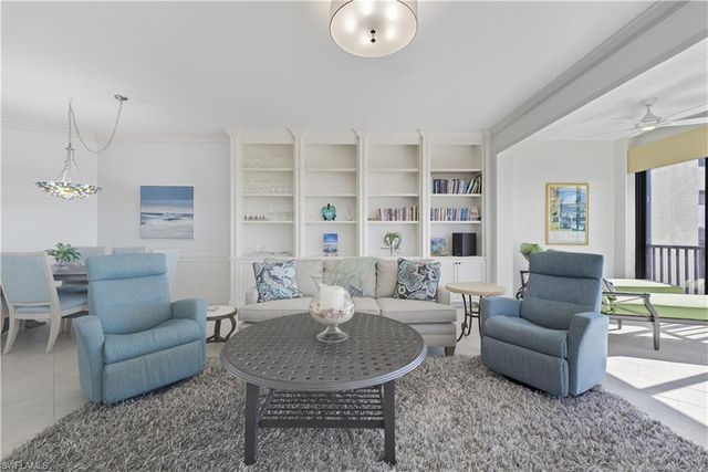 7040 Pelican Bay BLVD 401, Naples, FL 34108