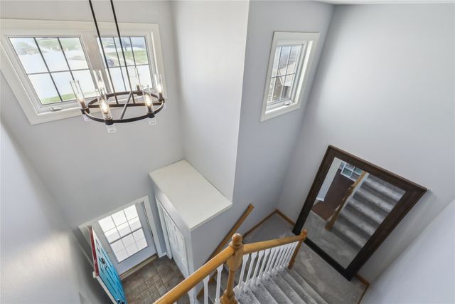 1409 E 19th Street, Norwalk, IA 50211