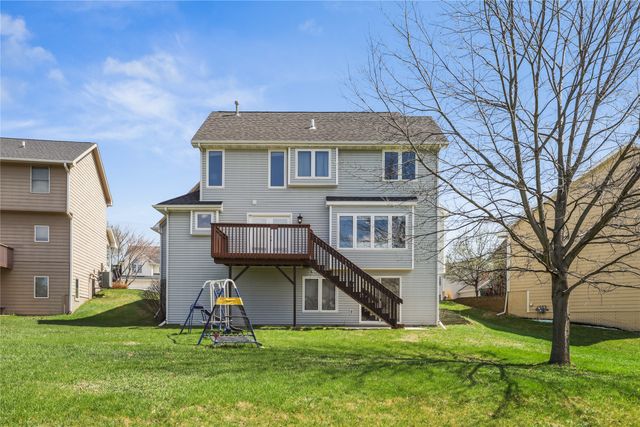 1409 E 19th Street, Norwalk, IA 50211