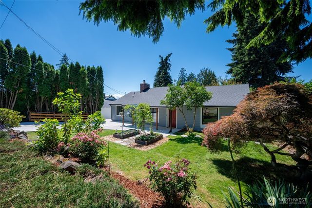 14717 22nd Avenue NE, Shoreline, WA 98155