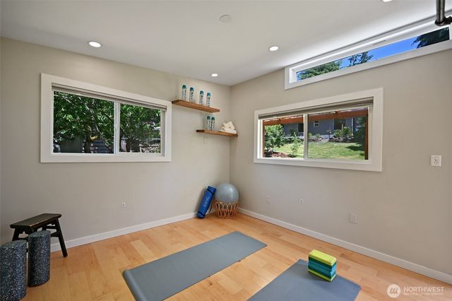 14717 22nd Avenue NE, Shoreline, WA 98155