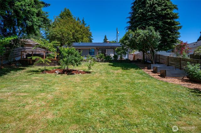 14717 22nd Avenue NE, Shoreline, WA 98155