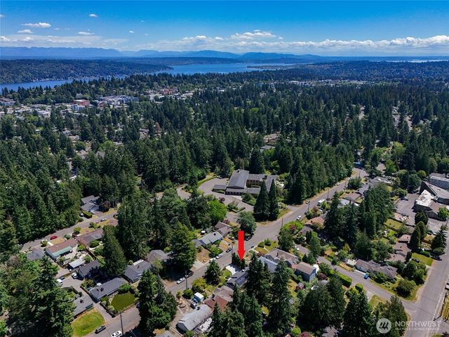 14717 22nd Avenue NE, Shoreline, WA 98155