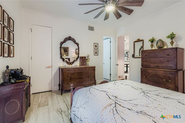 7711 Broadway 1C, San Antonio, TX 78209