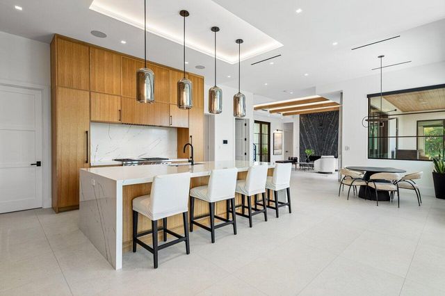 830 Lake Shore Drive, Delray Beach, FL 33444