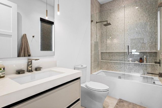 830 Lake Shore Drive, Delray Beach, FL 33444