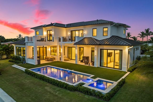 830 Lake Shore Drive, Delray Beach, FL 33444