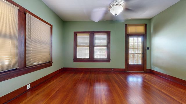 1711 Avenue M, Galveston, TX 77550