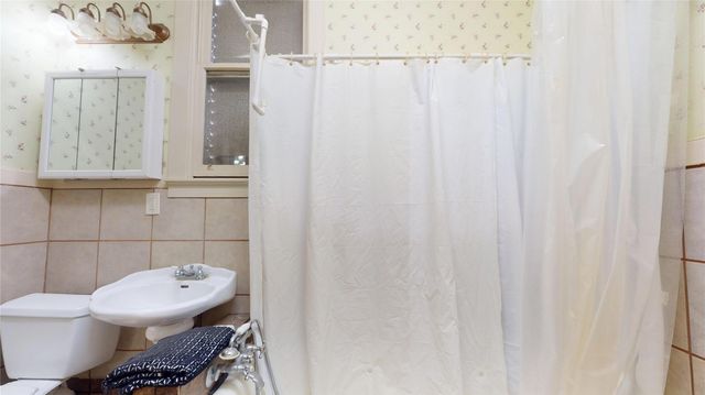 1711 Avenue M, Galveston, TX 77550