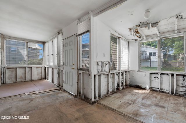 40 N Shore Boulevard, Keansburg, NJ 07734