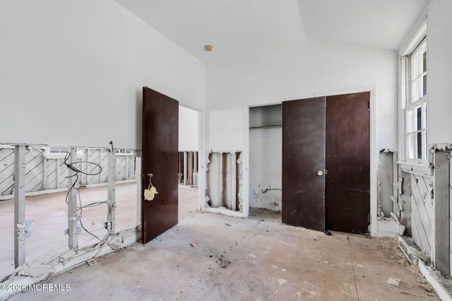 40 N Shore Boulevard, Keansburg, NJ 07734