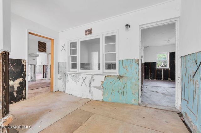 40 N Shore Boulevard, Keansburg, NJ 07734