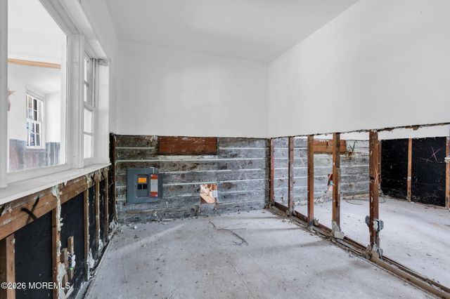 40 N Shore Boulevard, Keansburg, NJ 07734