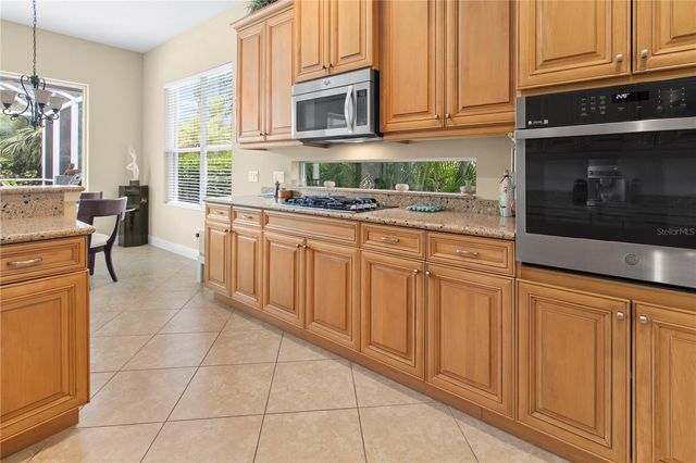 8512 17TH DRIVE NW, Bradenton, FL 34209