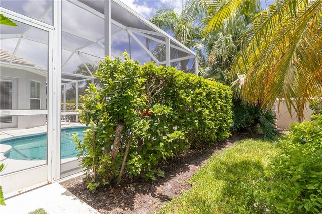 8512 17TH DRIVE NW, Bradenton, FL 34209
