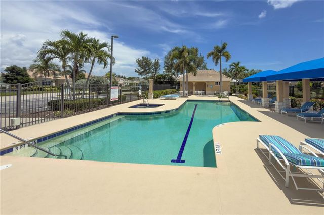 8512 17TH DRIVE NW, Bradenton, FL 34209
