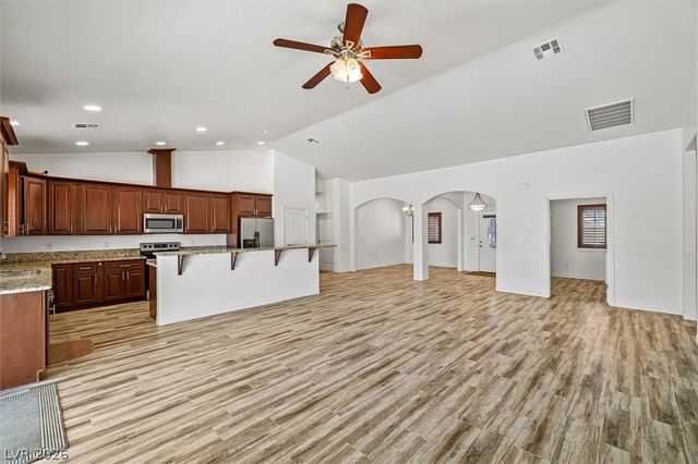 6720 Stubblefield Drive, Pahrump, NV 89061