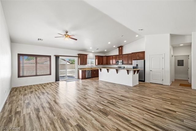 6720 Stubblefield Drive, Pahrump, NV 89061