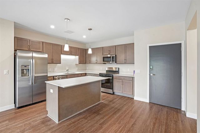 2645 Burton Road Unit: 2-2, Ann Arbor, MI 48104