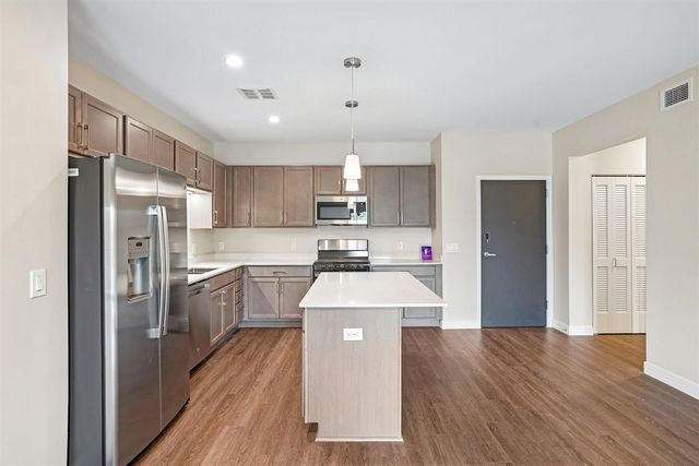 2645 Burton Road Unit: 2-2, Ann Arbor, MI 48104