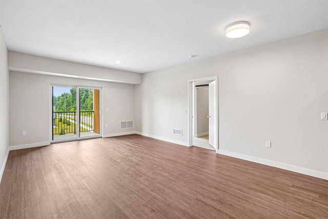 2645 Burton Road Unit: 2-2, Ann Arbor, MI 48104