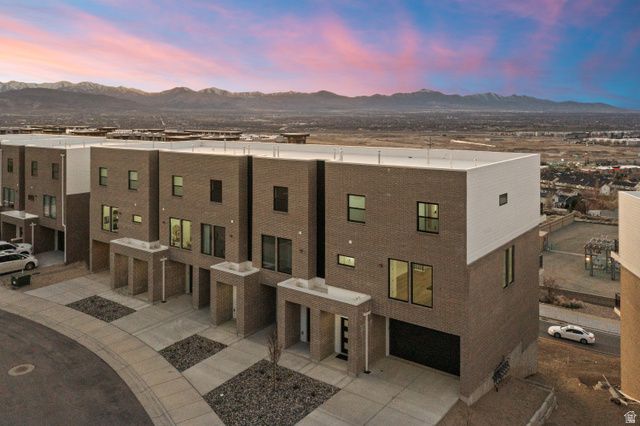 317 E ENDURANCE CIR, Draper, UT 84020