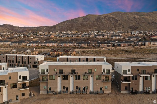 317 E ENDURANCE CIR, Draper, UT 84020