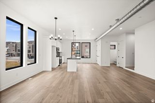 317 E ENDURANCE CIR, Draper, UT 84020