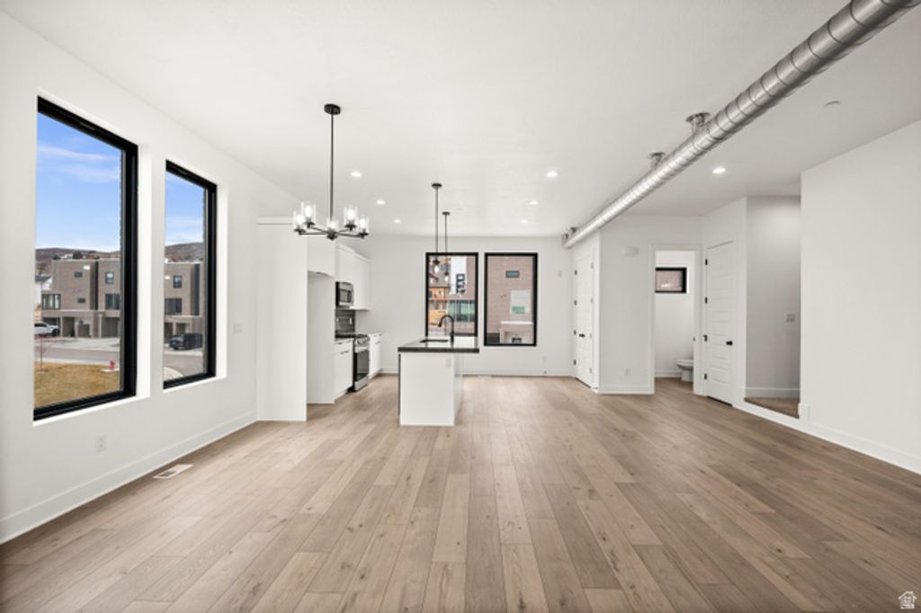 317 E ENDURANCE CIR, Draper, UT 84020