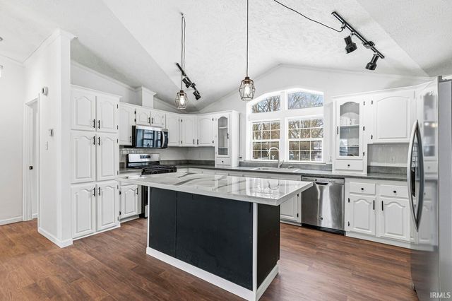 1628 S Spring Street, Mishawaka, IN 46544