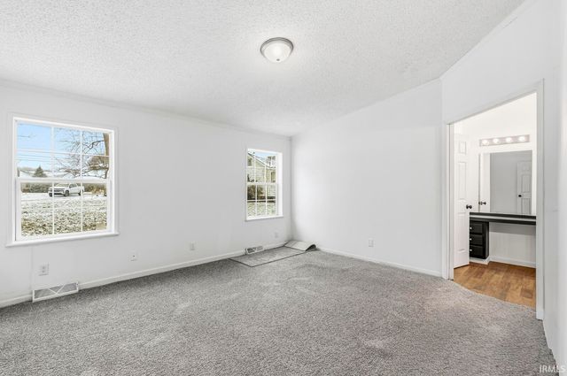 1628 S Spring Street, Mishawaka, IN 46544