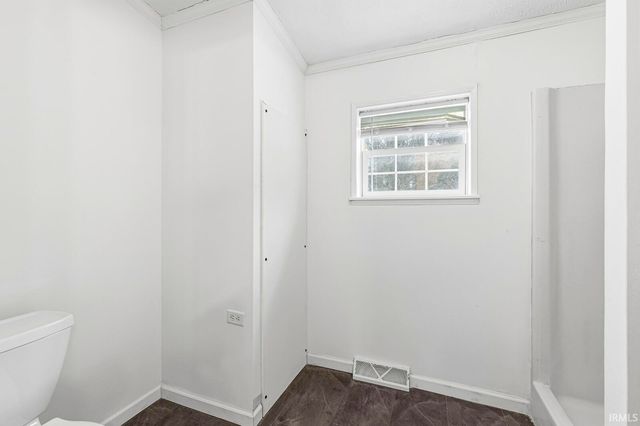 1628 S Spring Street, Mishawaka, IN 46544