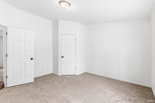 1628 S Spring Street, Mishawaka, IN 46544